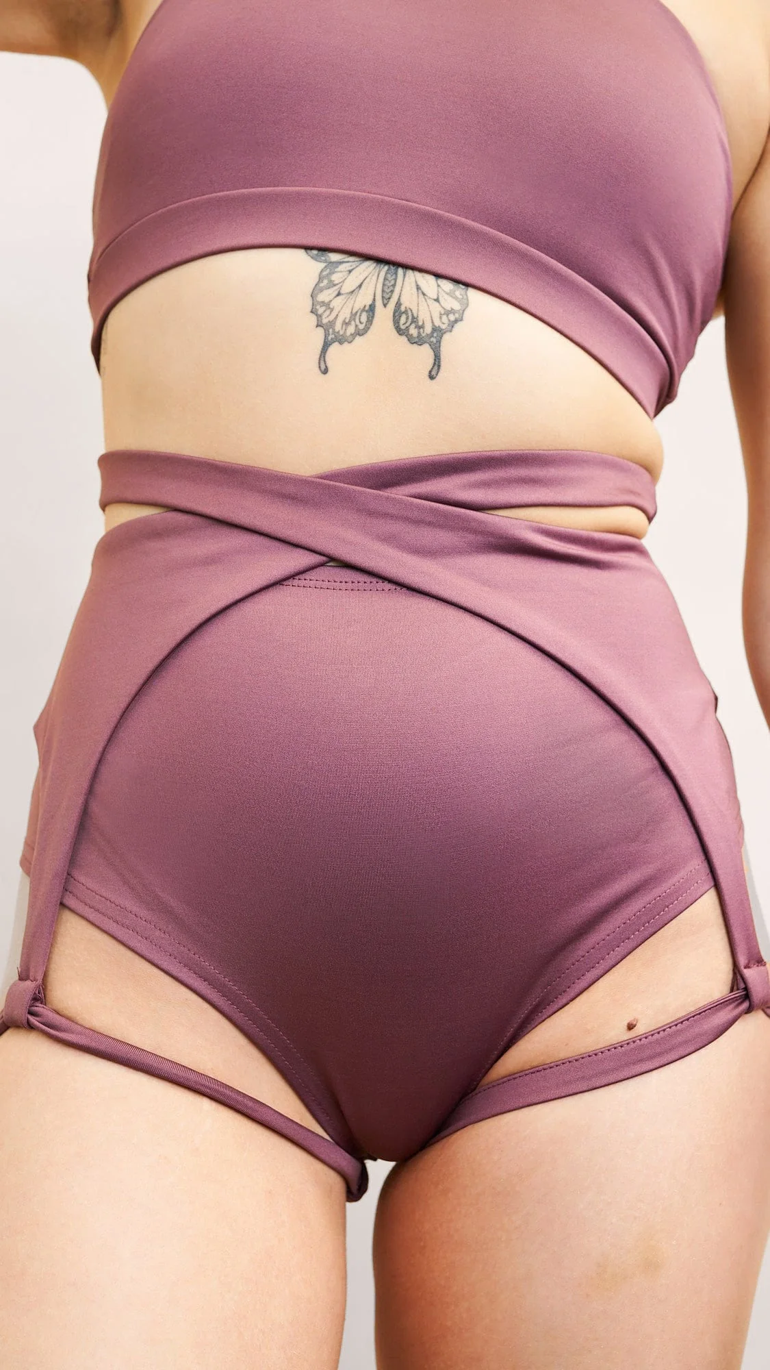 Iris High Waist - Cross Over High Waist Garter Shorts Recycled Elderberry - Image 7