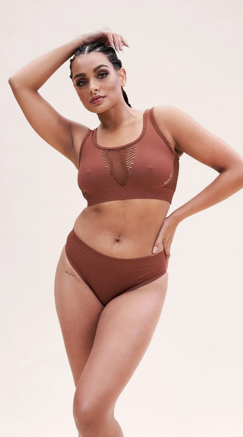 Basic Low Waist Shorts - Scrunch Shorts Ribbed Recycled Choco - Image 9