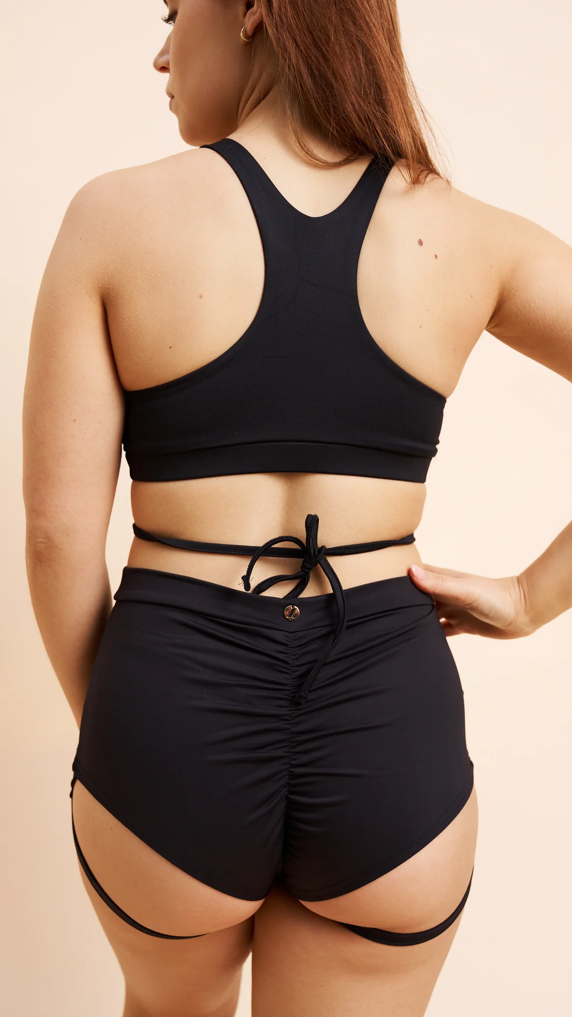 Lure You Shorts - High Waist Scrunch Garter Shorts Black - Image 6