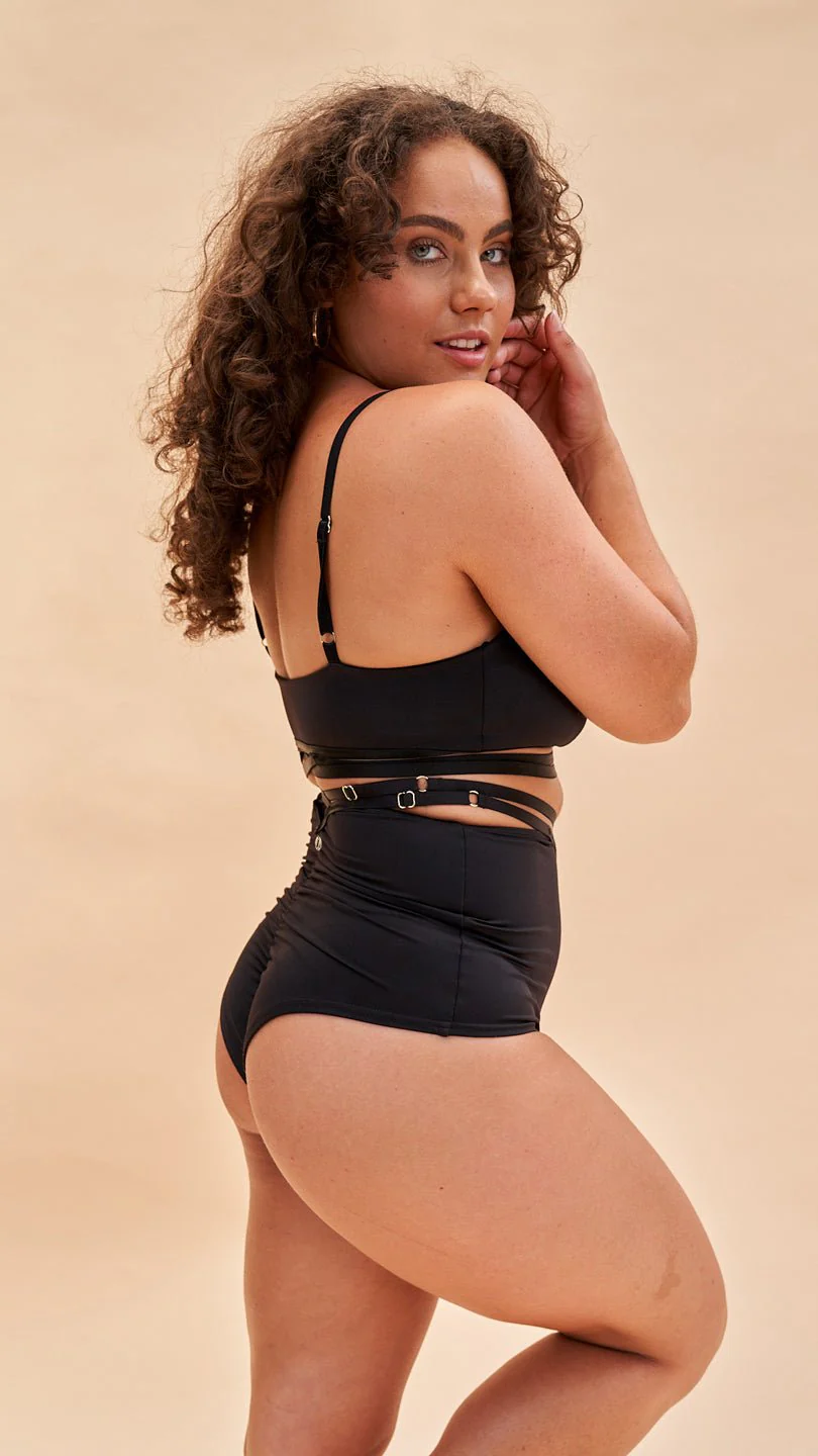 Poppy Strappy Top Black - Image 4