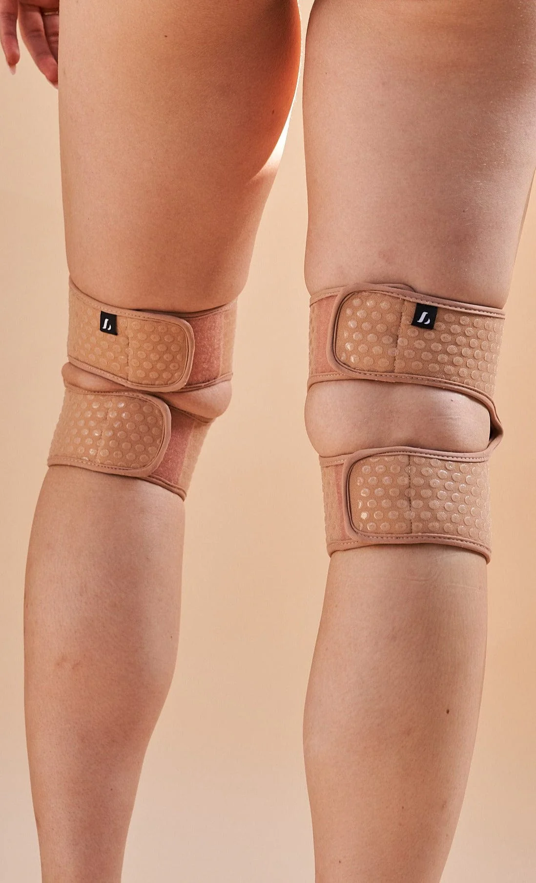Velcro Sticky Grip Knee Pads Nude - Image 3